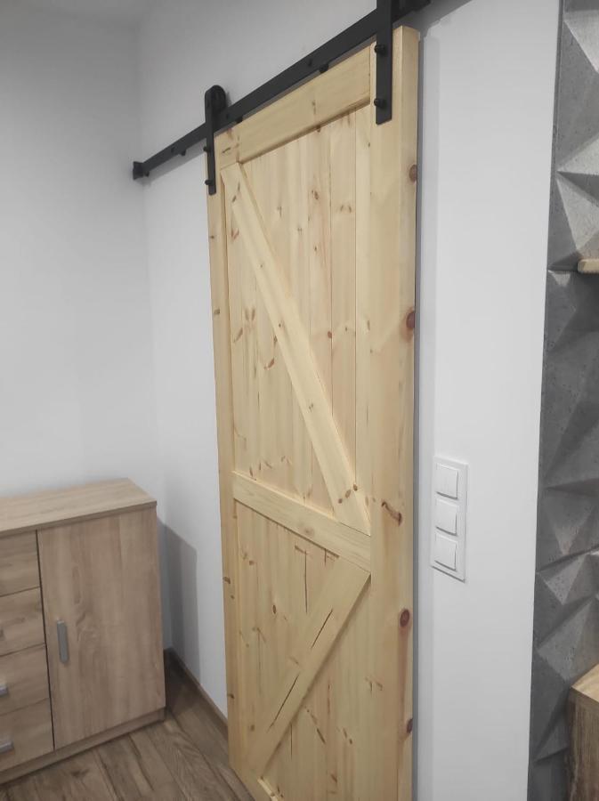 شقة Walbrzych Pilsuckiego News Apartament المظهر الخارجي الصورة